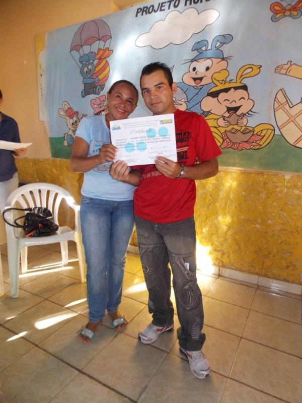 Alunos do curso de instalação elétrica recebem certificados - Imagem 17