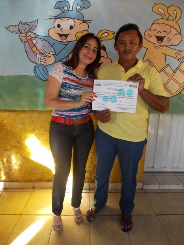 Alunos do curso de instalação elétrica recebem certificados - Imagem 13