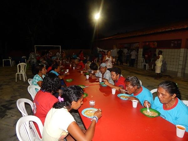Secretaria de Assistência Social realiza encontro com os Idosos  - Imagem 14