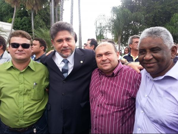 Prefeito Reginaldo e vice-prefeito Chico Moura participam da posse do governador Zé Filho - Imagem 2