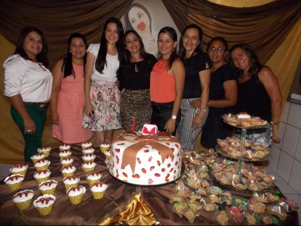 Primeira dama Lindyane Batista comemora aniversário ao lado de amigos e familiares. - Imagem 18