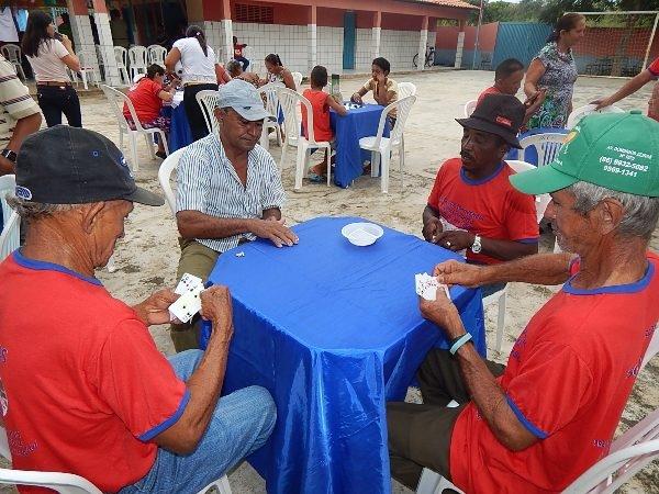Secretaria de Assistência Social realiza encontro com os Idosos  - Imagem 27