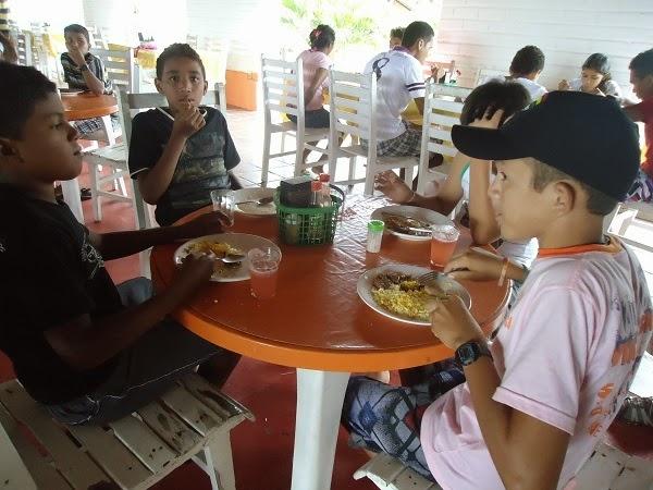 CAXINGÓ: Secretaria de Assistência Social promove passeio para alunos do SCFV  - Imagem 3