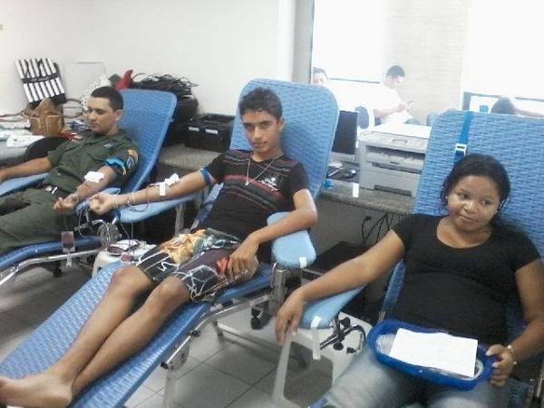Secretaria de Saúde realiza campanha de doação de sangue - Imagem 6