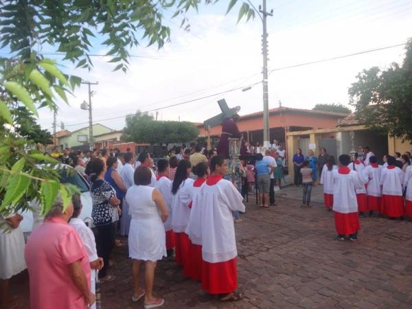 Procissão e Missa de Ramos marcam abertura da Semana Santa - Imagem 9