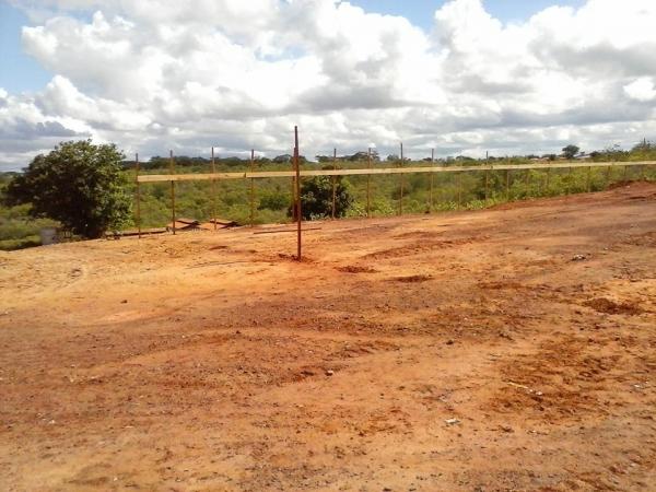 Iniciada a construção de uma quadra poliesportiva coberta na Unidade Escolar Odete Ferreira Nunes - Imagem 4