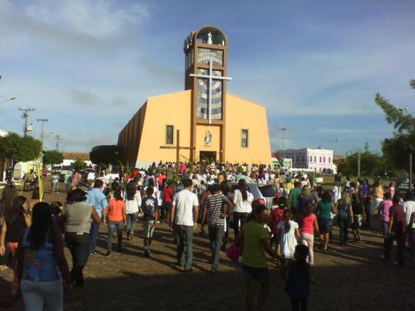 Procissão e Missa de Ramos marcam abertura da Semana Santa - Imagem 6