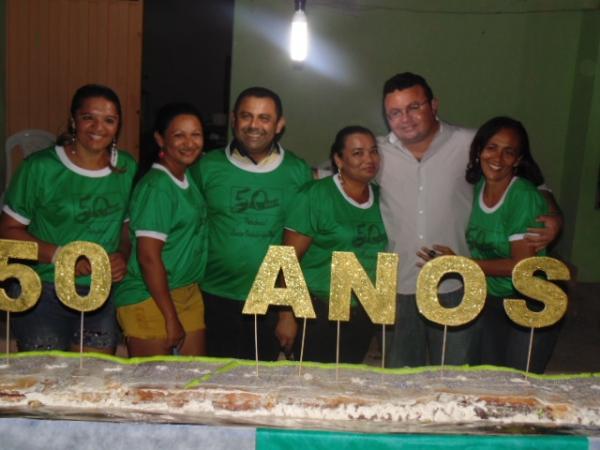 Santo Inácio comemora 50 anos e a população é quem ganha o presente   - Imagem 3