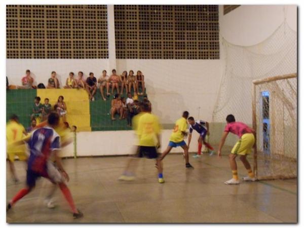  Conselho Tutelar realiza Campanha Solidariedade Cristã “Ceia na Mesa” - Imagem 17