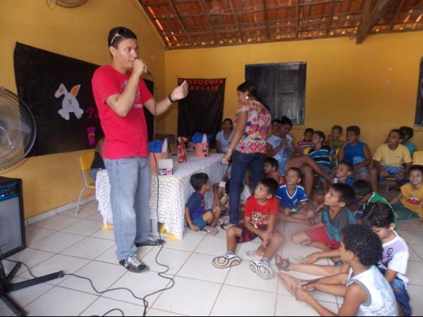 Escola Adelaide Magalhães realiza comemoração da Páscoa - Imagem 13