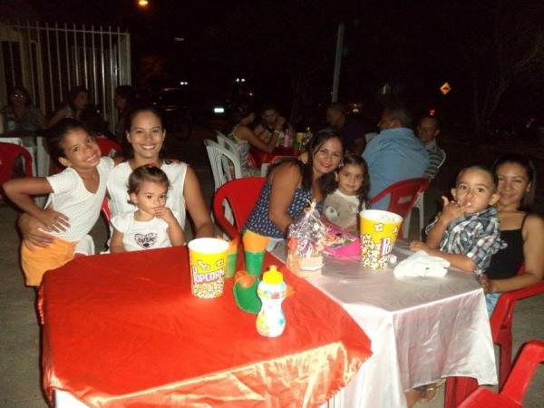 A pequena Isabella de Lys completa seus três anos de vida com uma bela festa - Imagem 25