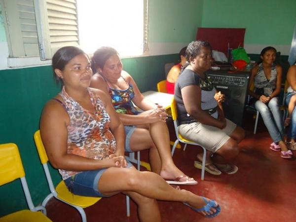 Secretária Municipal de Assistência Social (SMAS) realiza encerramento do Curso de Chocolates - Imagem 28