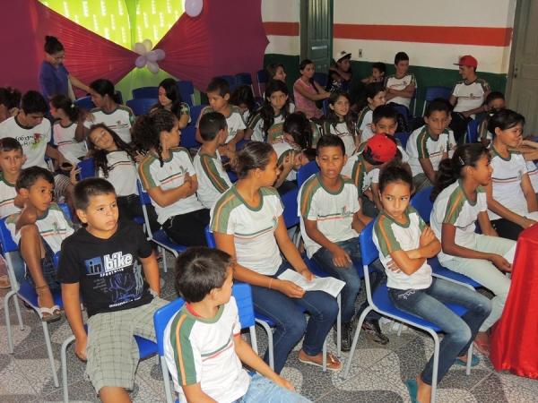 Projeto de Leitura Aprendiz de Escritor homenageia escritores local - Imagem 2