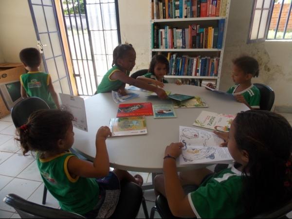 Escola municipal realiza semana da leitura - Imagem 11