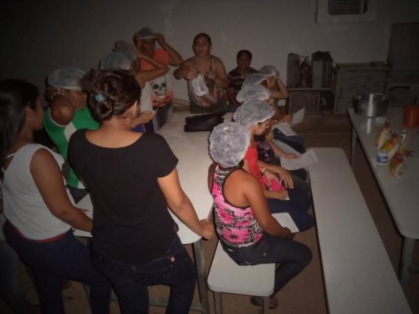  Alunos do EJA participam de curso, como fazer sorvete - Imagem 2