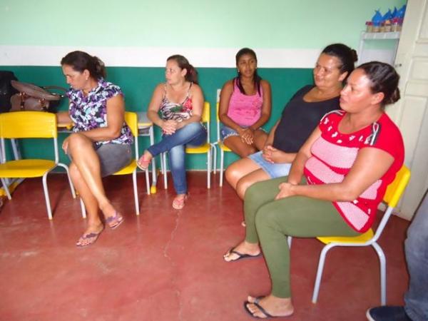 Secretária Municipal de Assistência Social (SMAS) realiza encerramento do Curso de Chocolates - Imagem 15