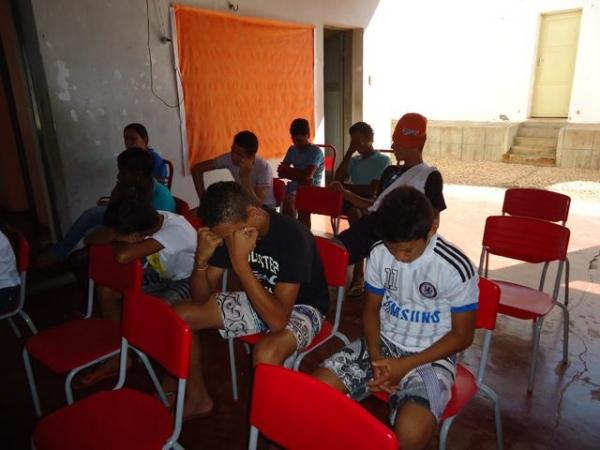 Programa 2 Tempo realizou sua comemoração da Páscoa - Imagem 64