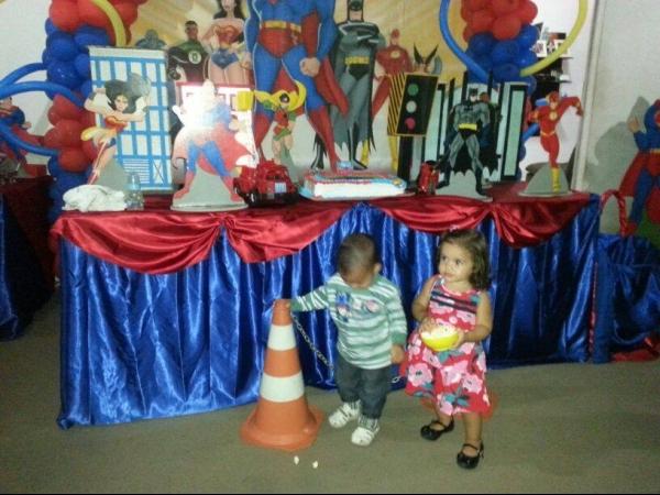 Heitor, comemora seu primeiro aninho com o pai e amiguinhos - Imagem 7