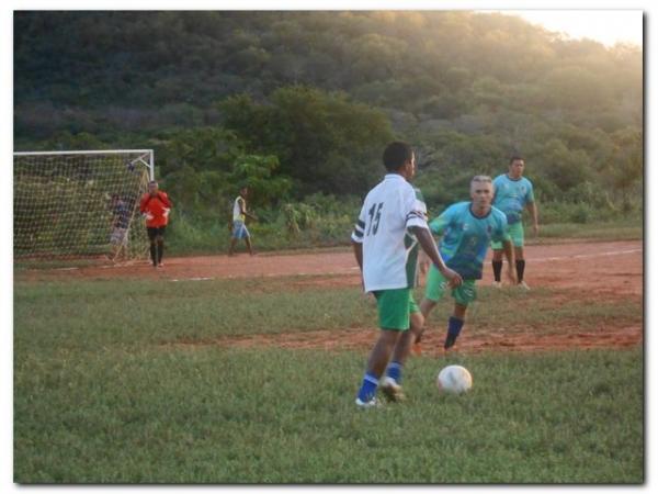 Time de Veteranos de Inhuma vence o de São José do Piauí com um Placar de 5 a 4 nos Pênaltis. - Imagem 6