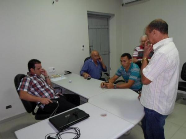 Prefeito Diego Teixeira assume administração e faz conferência de patrimônio - Imagem 2