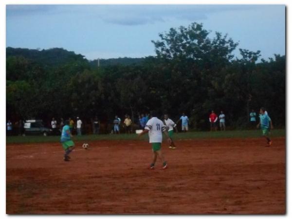 Time de Veteranos de Inhuma vence o de São José do Piauí com um Placar de 5 a 4 nos Pênaltis. - Imagem 3