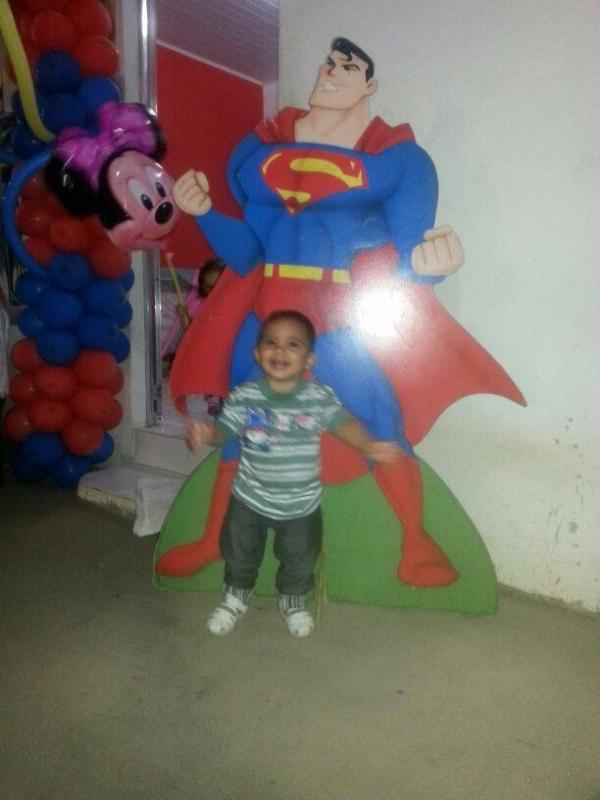 Heitor, comemora seu primeiro aninho com o pai e amiguinhos - Imagem 12