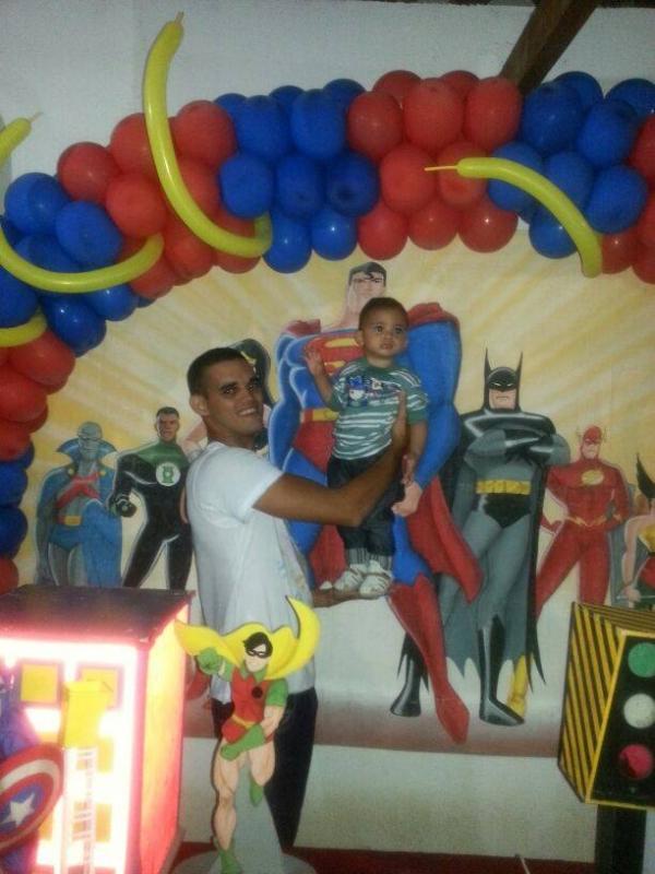 Heitor, comemora seu primeiro aninho com o pai e amiguinhos - Imagem 29