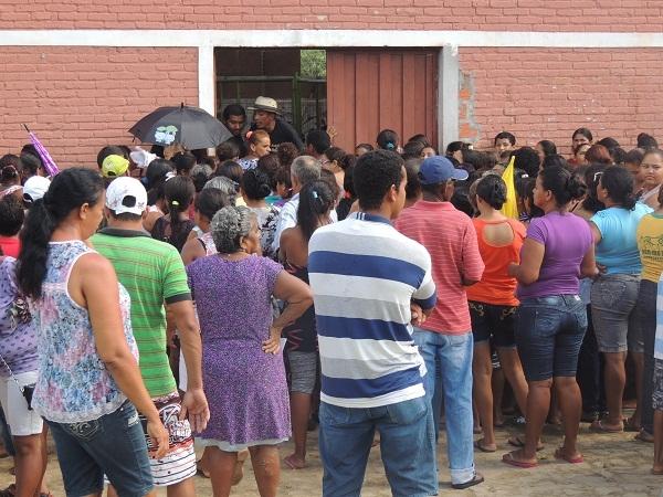 Assistência Social executa a distribuição de cestas básicas - Imagem 10