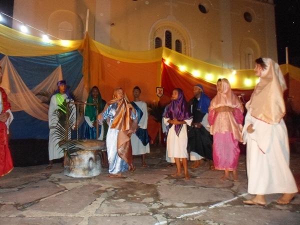 Encenação da Paixão de Cristo emociona milhares de pessoas em Valença - Imagem 31