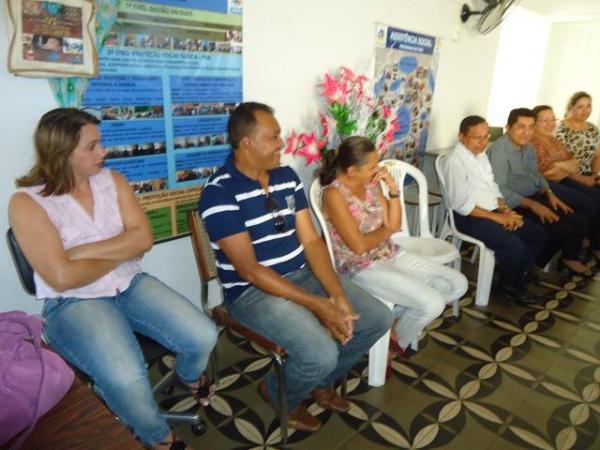 Secretaria Municipal de Assistência Social realiza encerramento do Projeto Vida - Imagem 50