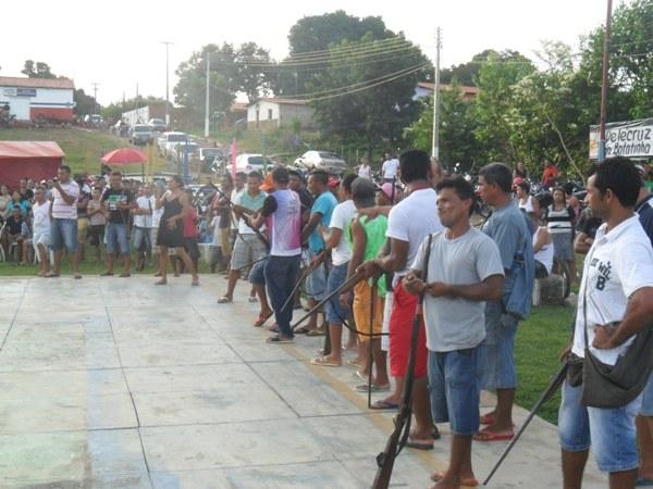 Veja como foi a malhação do Judas em Lagoinha - Imagem 7