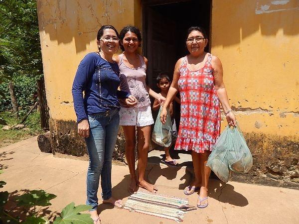 Prefeito Manoel Dedé entrega mais de 2.500 quilos de peixe para a população - Imagem 7