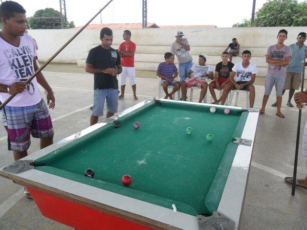 Jogos de Dominó Sinuca e Baralho movimentam a cidade  - Imagem 4