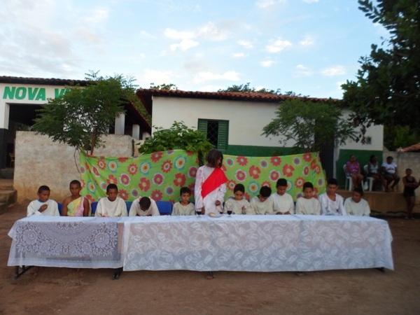 Alunos encenam Paixão de Cristo no Povoado Taboquinha - Imagem 7