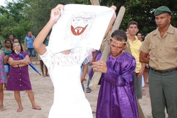 Encenação do Martírio de Jesus Cristo é Realizado no Brejo da Fortaleza - Imagem 17