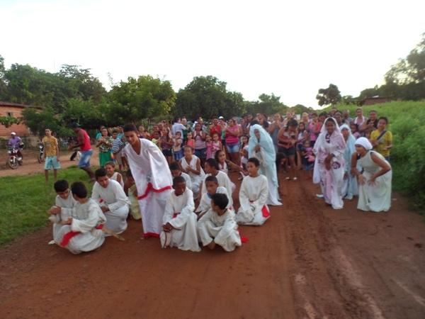 Alunos encenam Paixão de Cristo no Povoado Taboquinha - Imagem 2