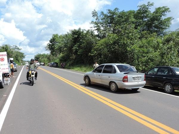 Acidente automobilístico deixa duas pessoas gravemente feridas - Imagem 7