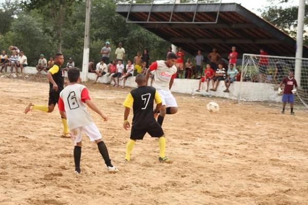 Deputado Fernando Monteiro realizou tradicional torneio Quadrangular  - Imagem 53