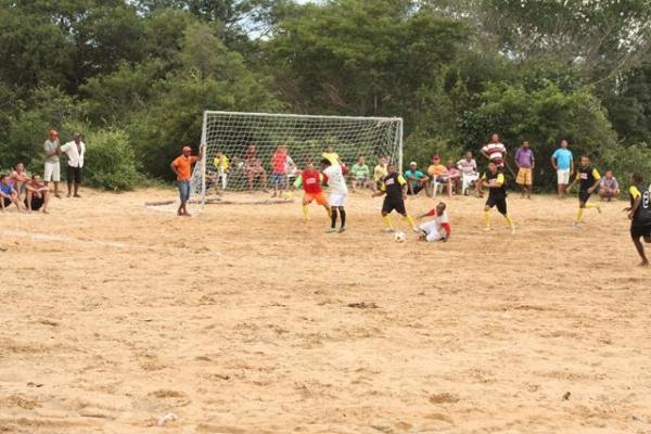 Deputado Fernando Monteiro realizou tradicional torneio Quadrangular  - Imagem 54