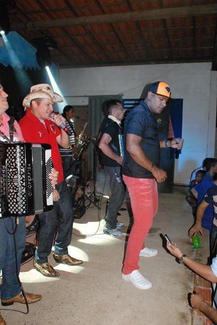 Clube do Dodó ficou pequeno para o Show da Banda Catuaba com Amendoim - Imagem 10