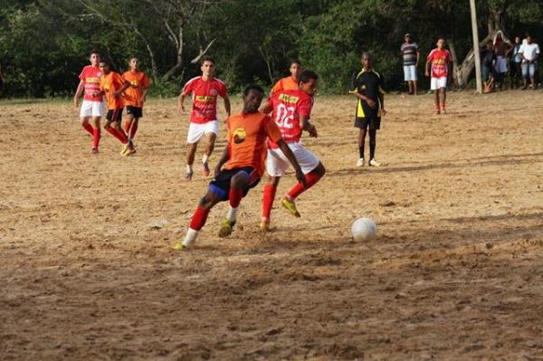 Deputado Fernando Monteiro realizou tradicional torneio Quadrangular  - Imagem 17