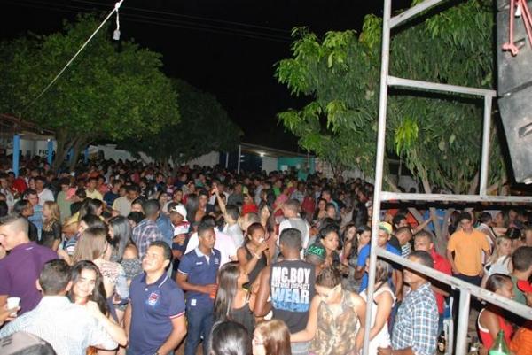Clube do Dodó ficou pequeno para o Show da Banda Catuaba com Amendoim - Imagem 16