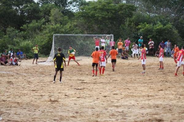 Deputado Fernando Monteiro realizou tradicional torneio Quadrangular  - Imagem 14