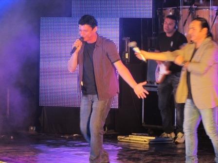 Show com a participação de amigos no 6º DVD de Francis Lopes - Imagem 18