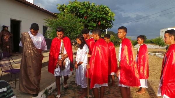 Encenação da Paixão em Pimenteiras emociona população - Imagem 23