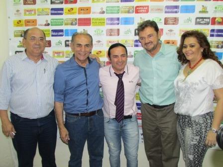 No camarim de Francis Lopes, presença de famosos, autoridades e parlamentares - Imagem 1