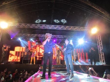 Show com a participação de amigos no 6º DVD de Francis Lopes - Imagem 7