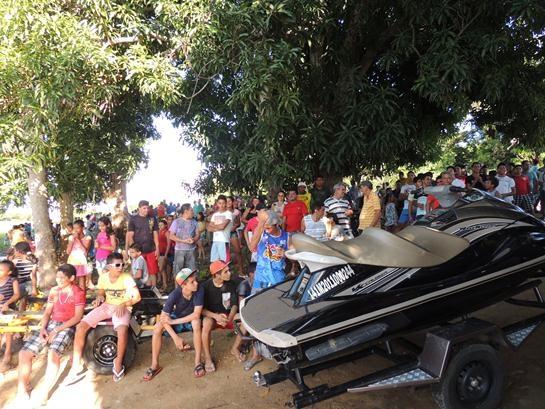 Açude de Água Branca atrai um grande público em dia de lazer - Imagem 7