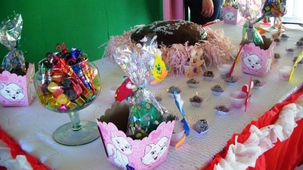 Secretaria de Educação realiza festa de Páscoa para as crianças - Imagem 2