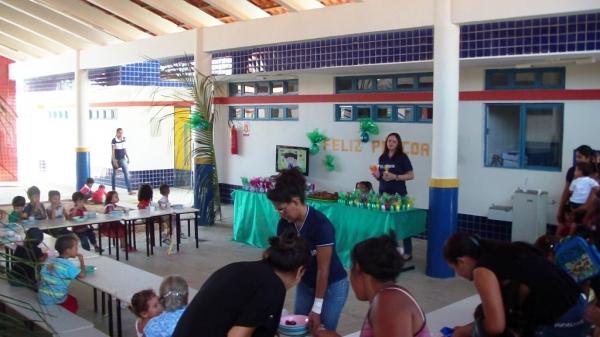 Secretaria de Educação realiza festa de Páscoa para as crianças - Imagem 5